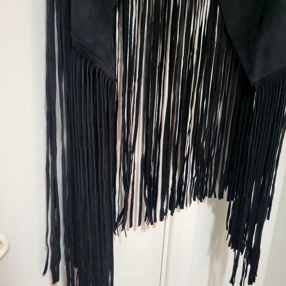 Bebe Suede Fringe Vest - Picture 4 of 6